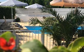 Villa Elia Bed And Breakfast
